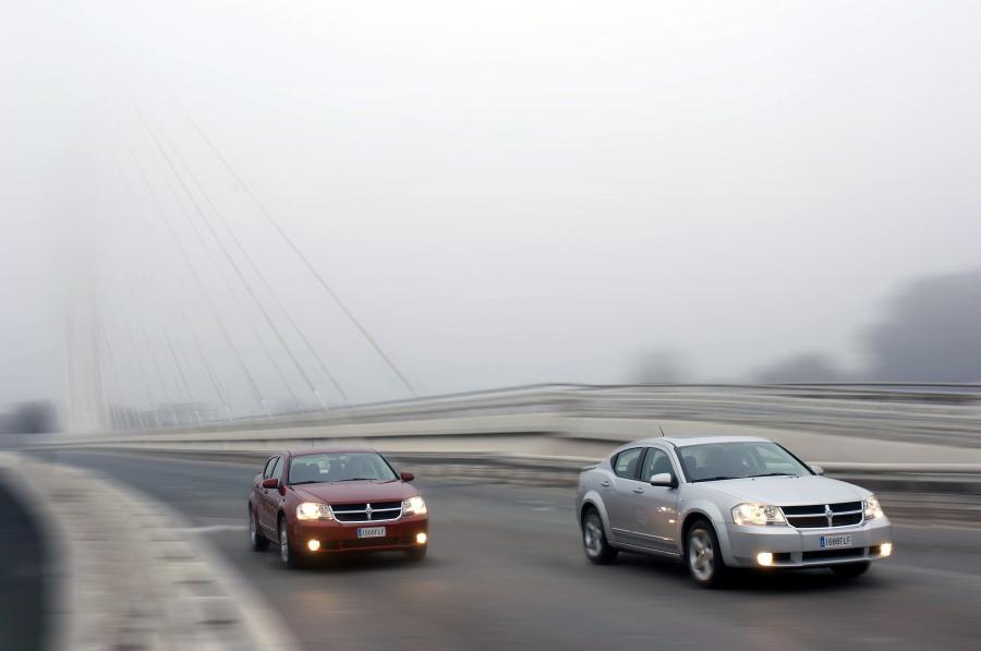  Dodge Avenger 2008 года  (фото 29 из 86)